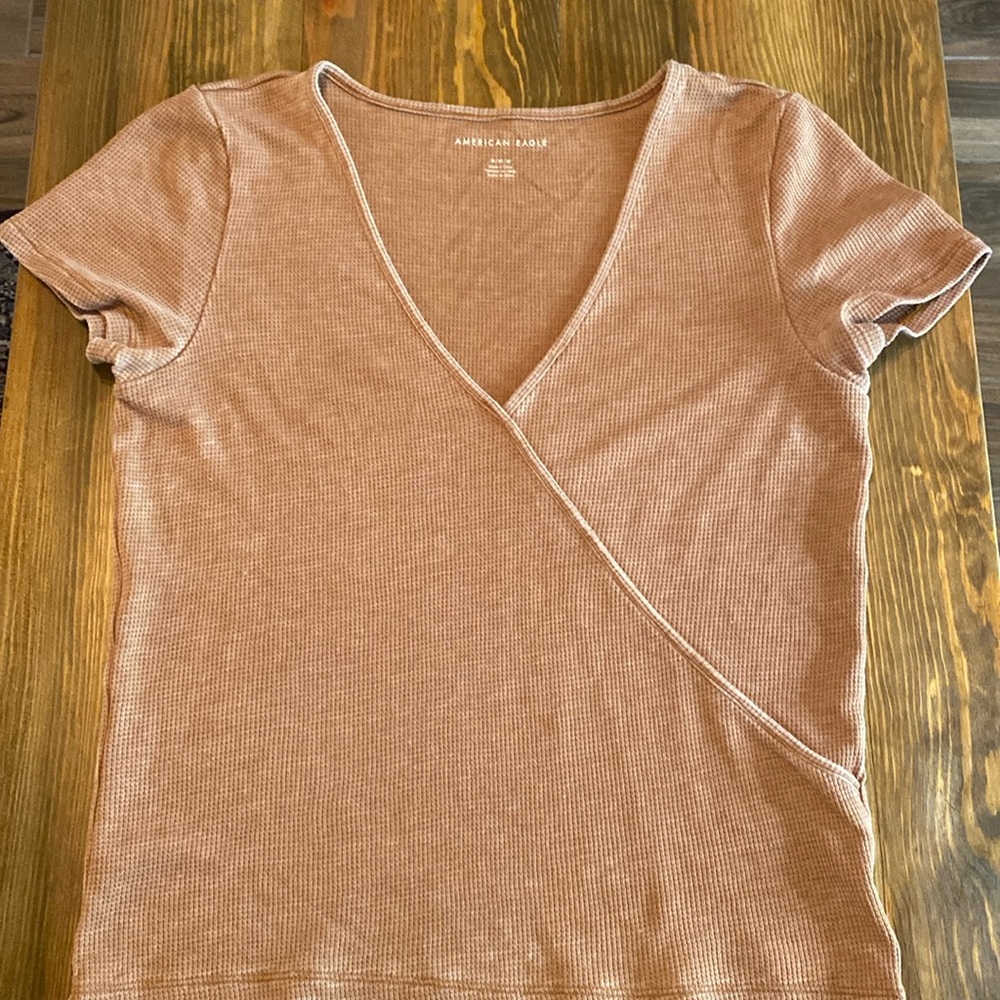 AE Crossover v neck‎ short sleeve top